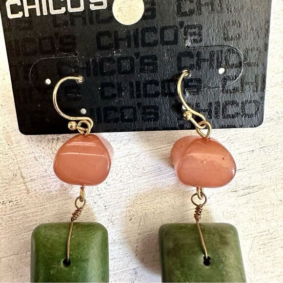 Chico’s Diadora green and orange drop earrings - Picture 2 of 9